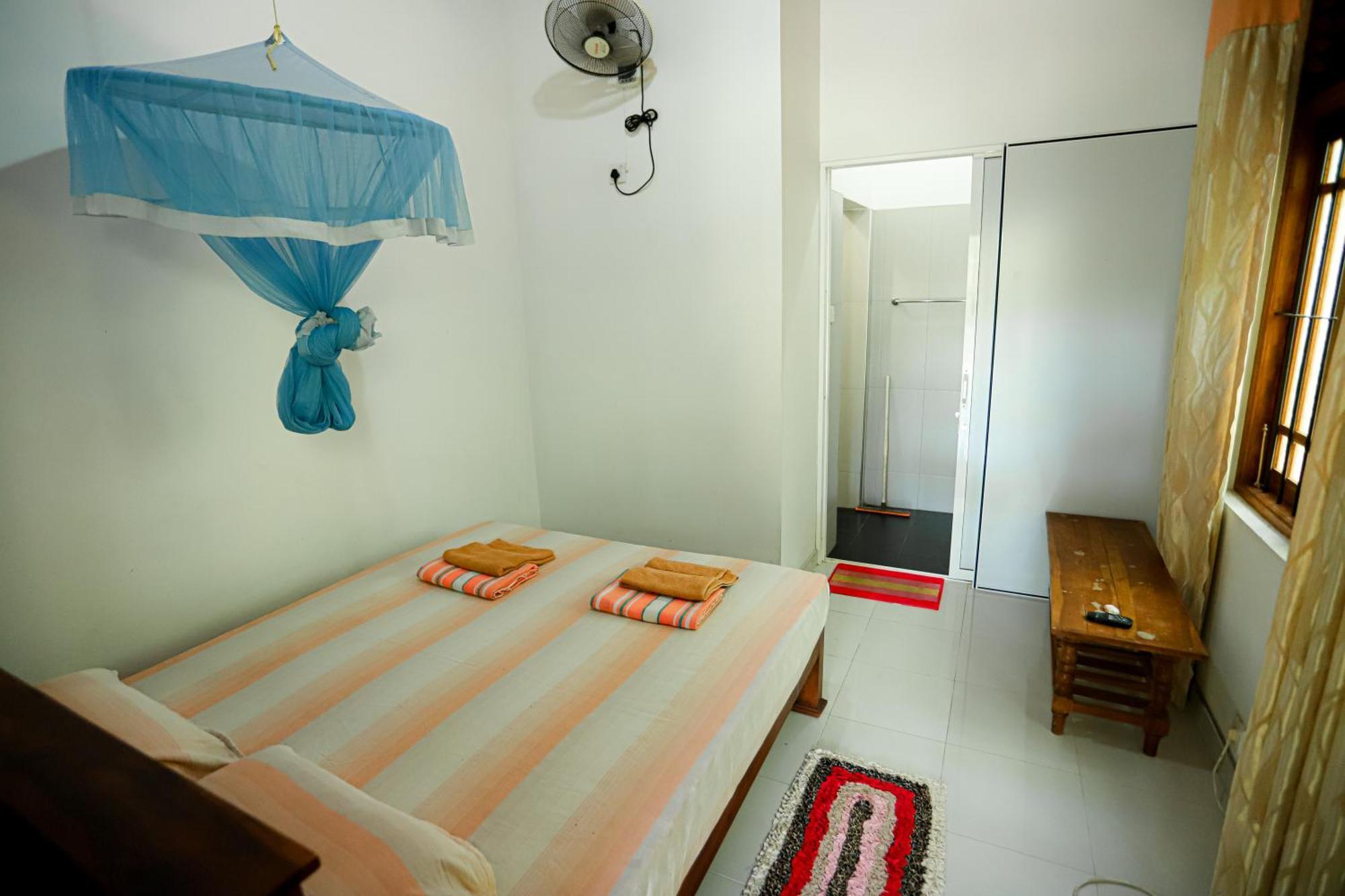 Serene Home Stay Udawalawe Esterno foto