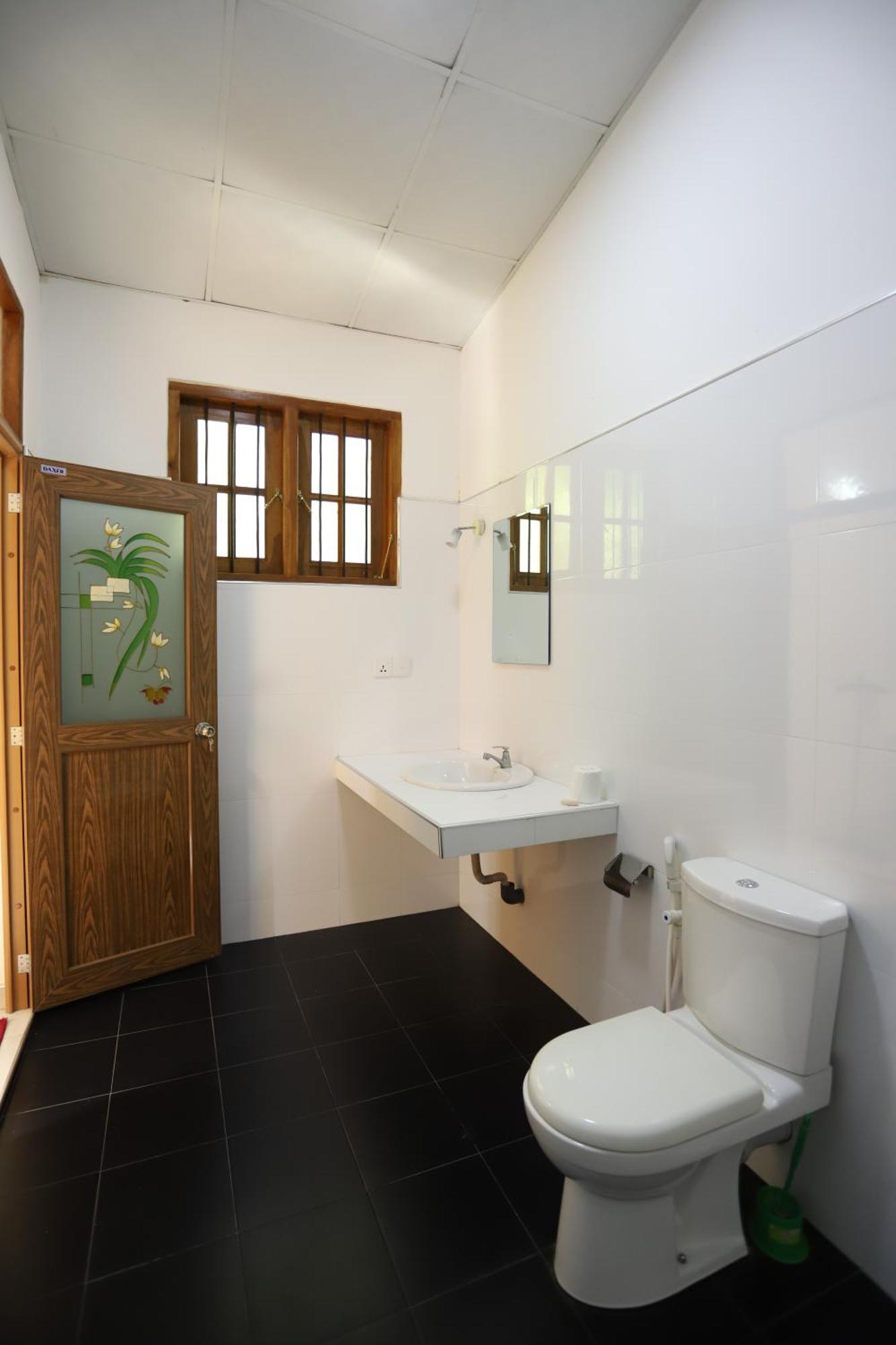 Serene Home Stay Udawalawe Esterno foto