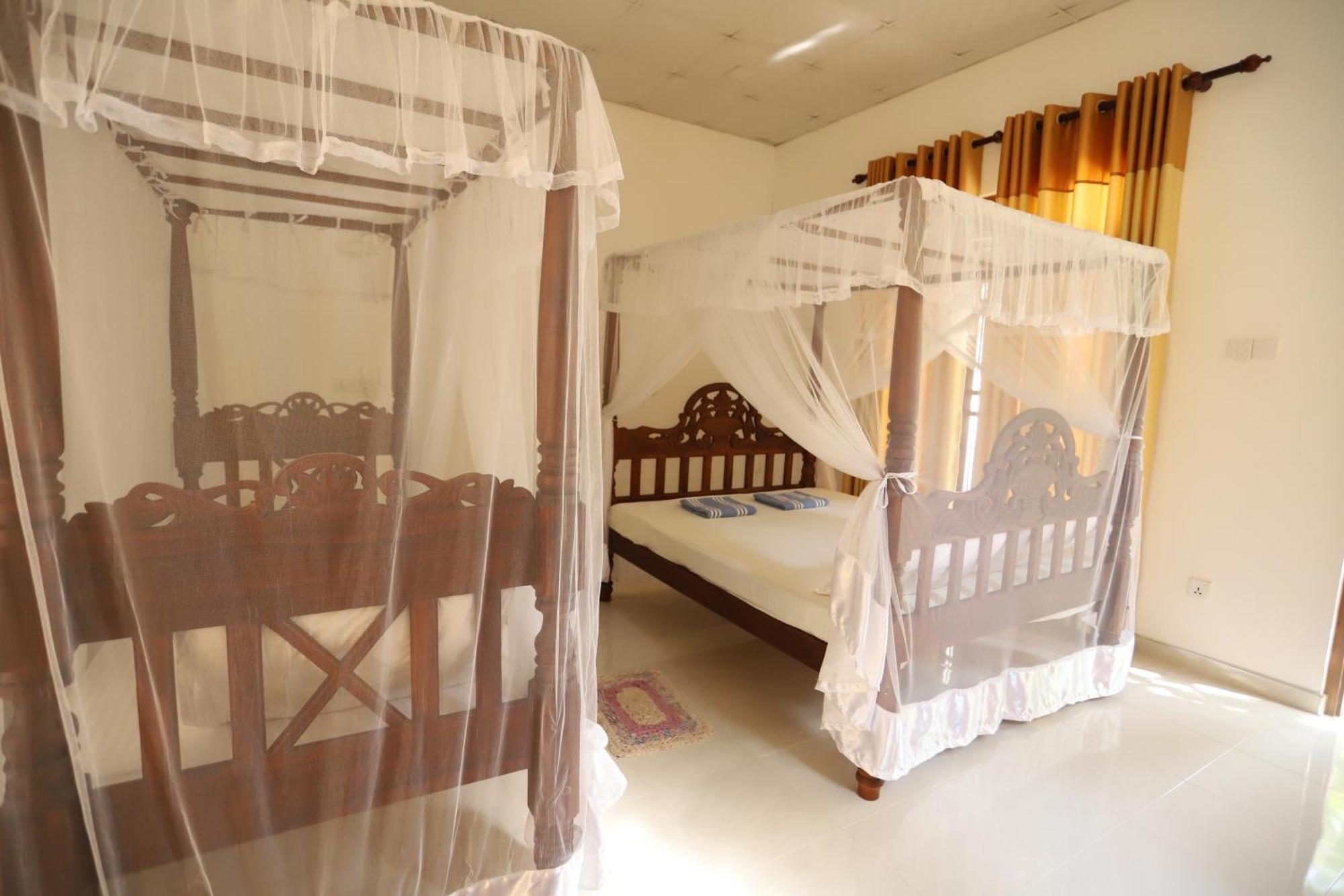 Serene Home Stay Udawalawe Esterno foto