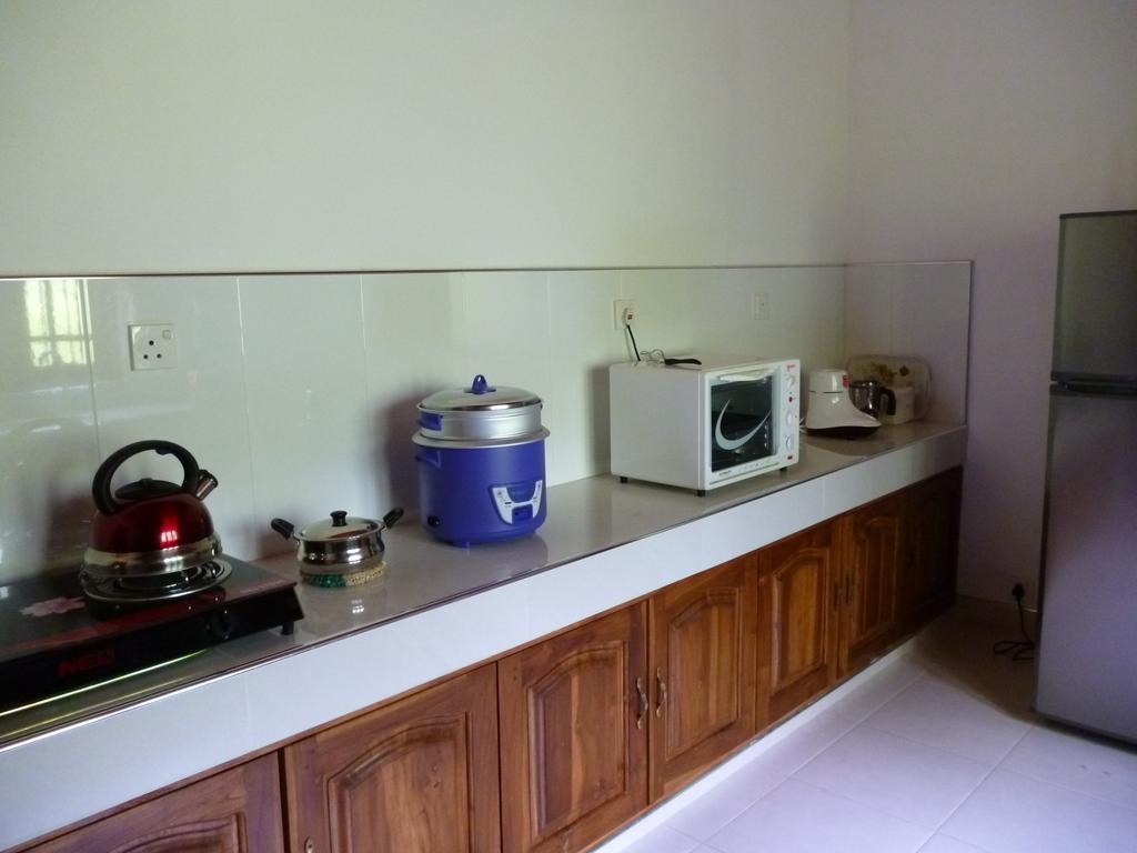 Serene Home Stay Udawalawe Esterno foto